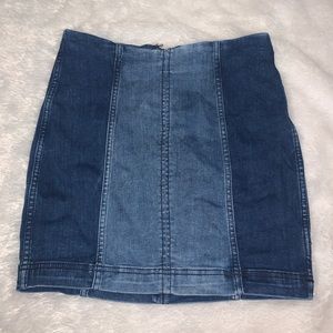 Two-toned Blue Free People Skirt, Size 6!